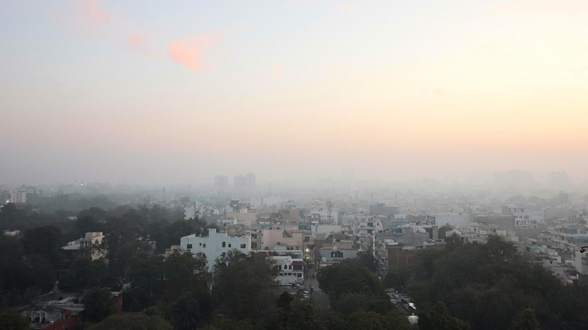 Skycity Hotel Gurgaon Dış mekan fotoğraf