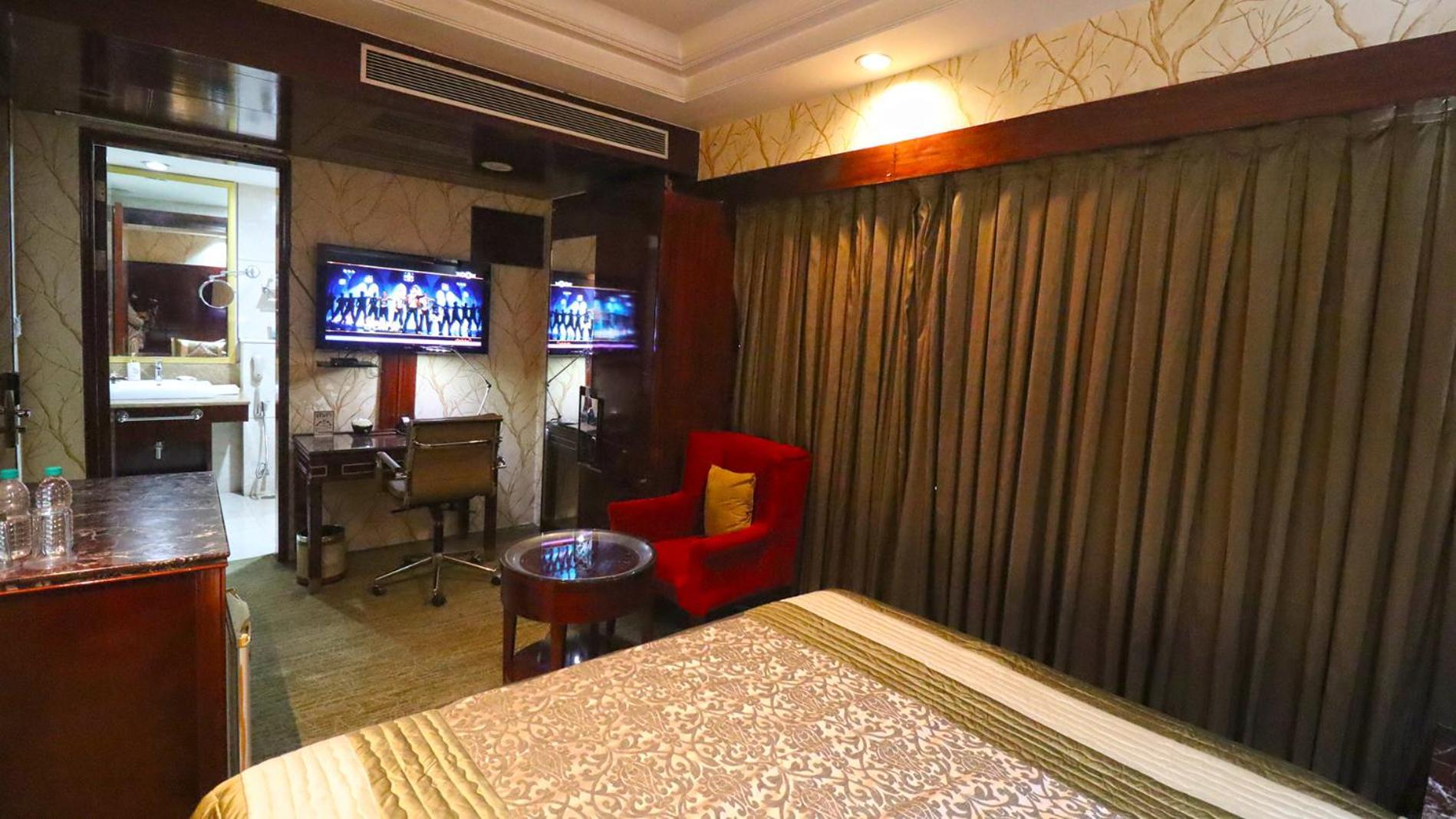 Skycity Hotel Gurgaon Dış mekan fotoğraf